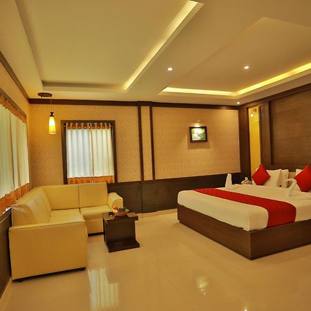 Sea View Resort-& Spa Cherai Cherai Beach Exterior photo