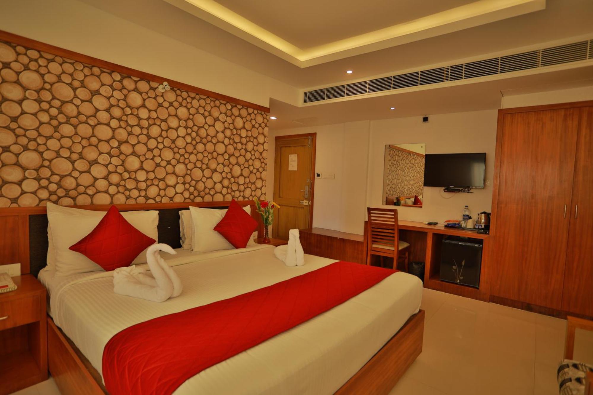 Sea View Resort-& Spa Cherai Cherai Beach Exterior photo