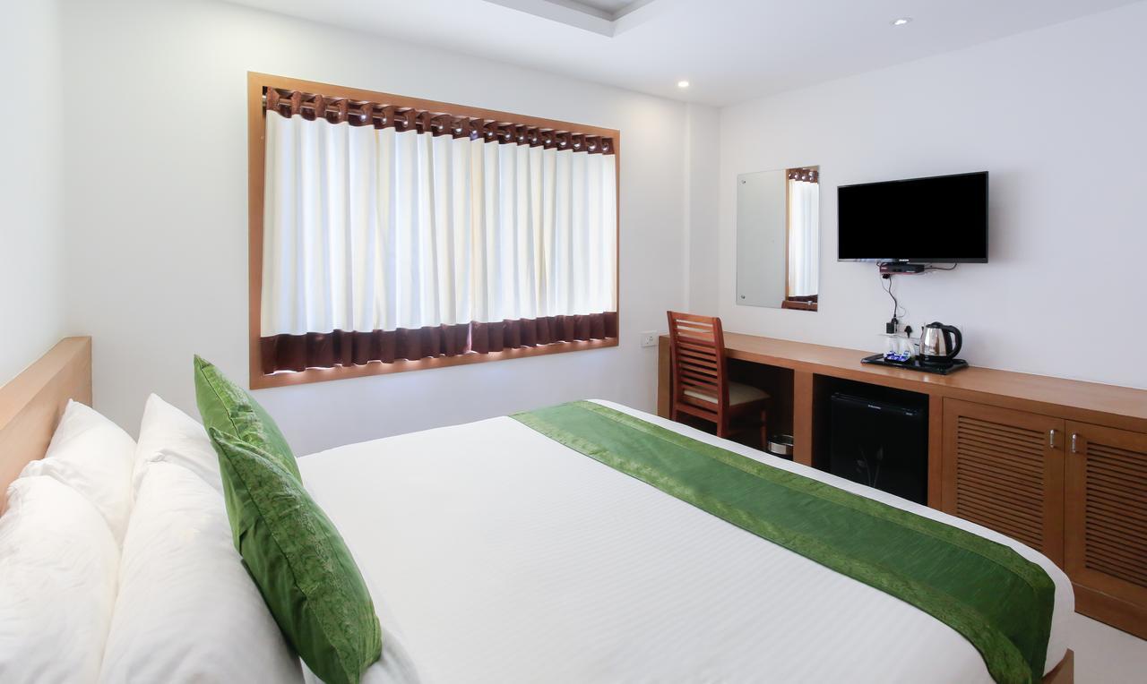 Sea View Resort-& Spa Cherai Cherai Beach Exterior photo