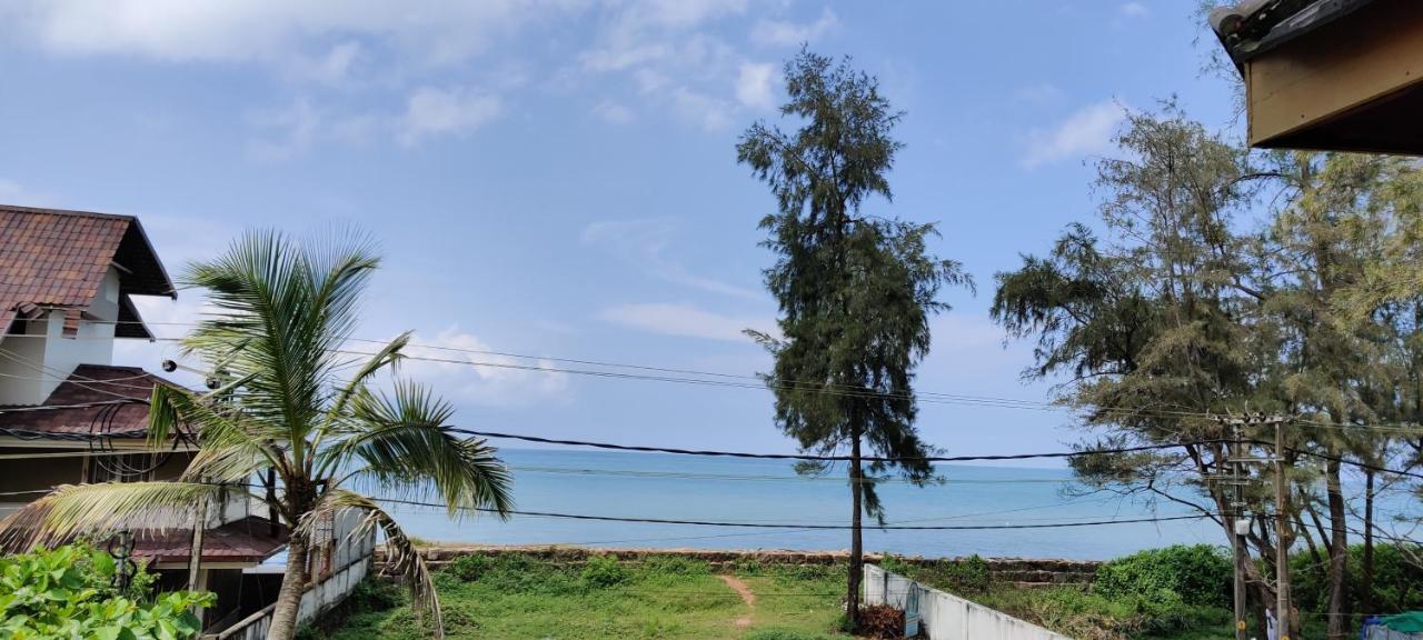Sea View Resort-& Spa Cherai Cherai Beach Exterior photo